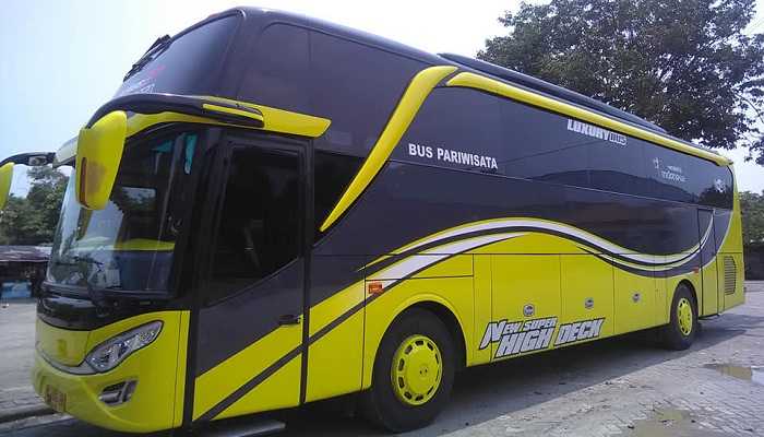 Rental Bus Pariwisata Wonogiri
